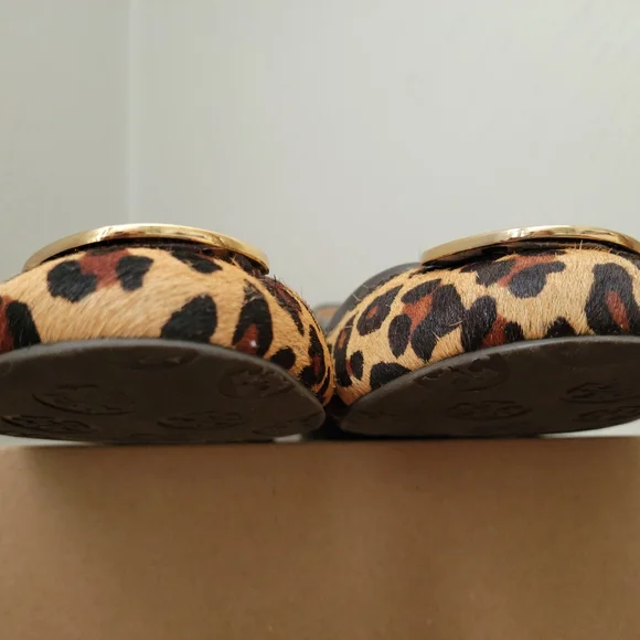 Tory Burch SZ 7.5 Animal Print REAL Bovine Hair Flats Gold Tory Emblem & Dustbag - Picture 7 of 15